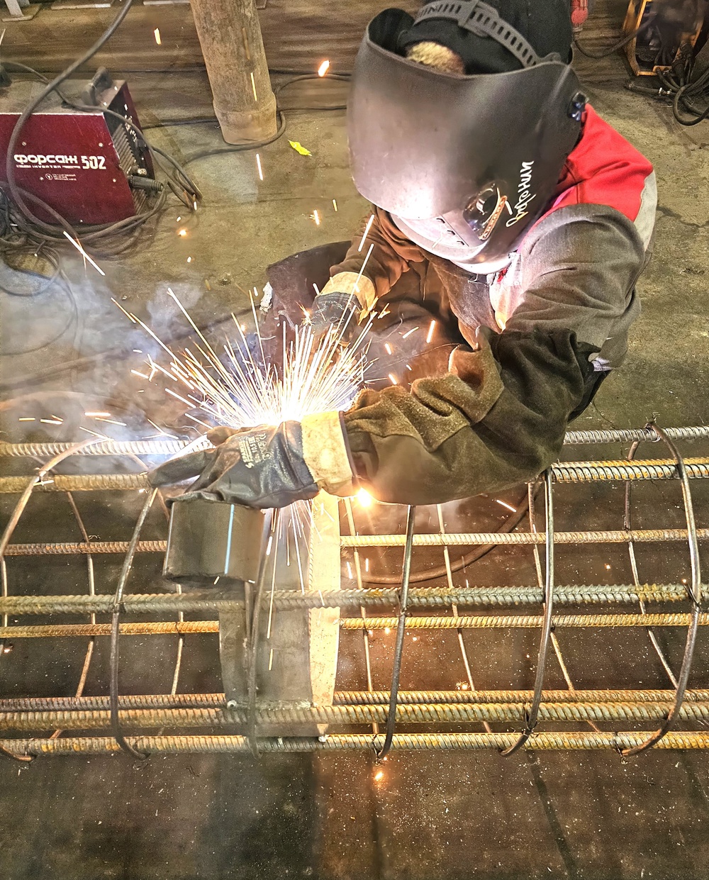 Работа-сварщиком